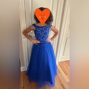 Girls gown